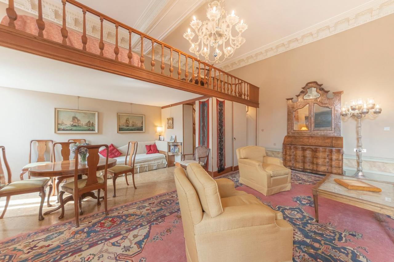 Canal Grande Suite Venice Exterior photo